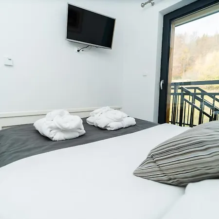 Apartment Sunny With Parking & Balcony With Mountain View By Renters Szczyrk